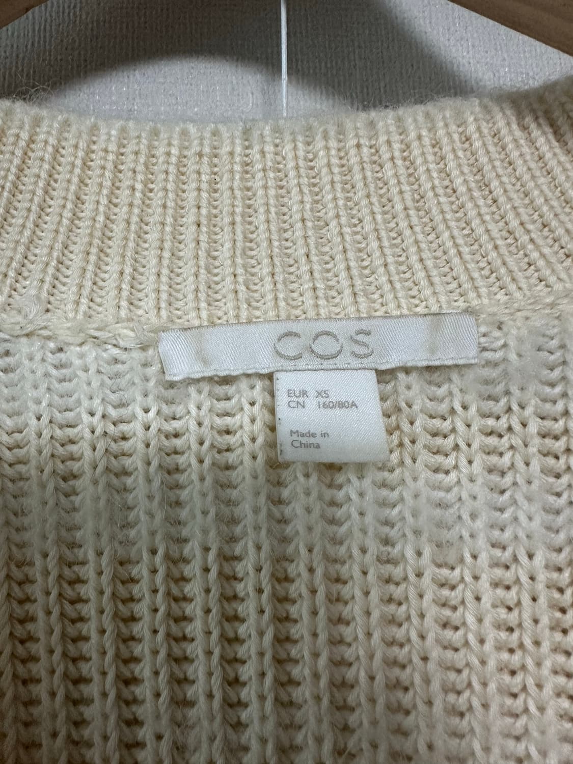 코스 벌룬슬리브 모헤어 가디건 상품이미지7