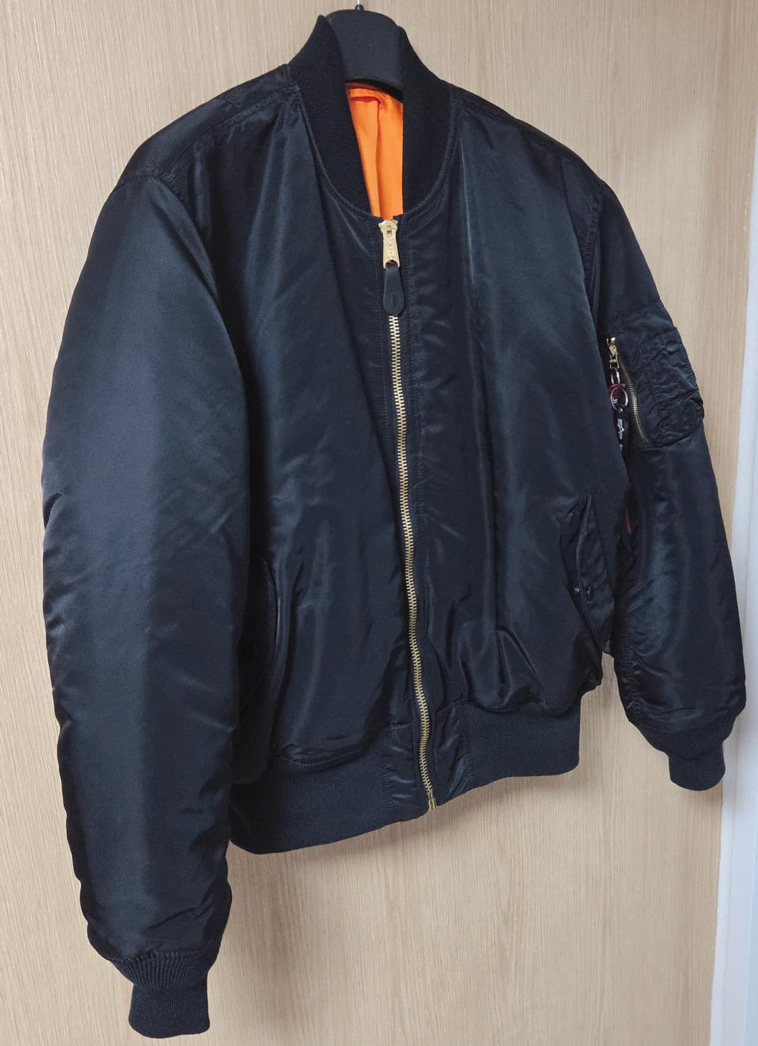 (착샷) 알파인더스트리 ma-1 블랙  상품이미지2