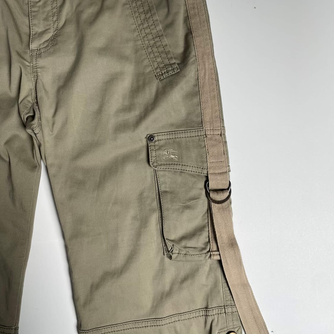 Burberrt 카키 벨트 7부 카프리 팬츠 상품이미지5