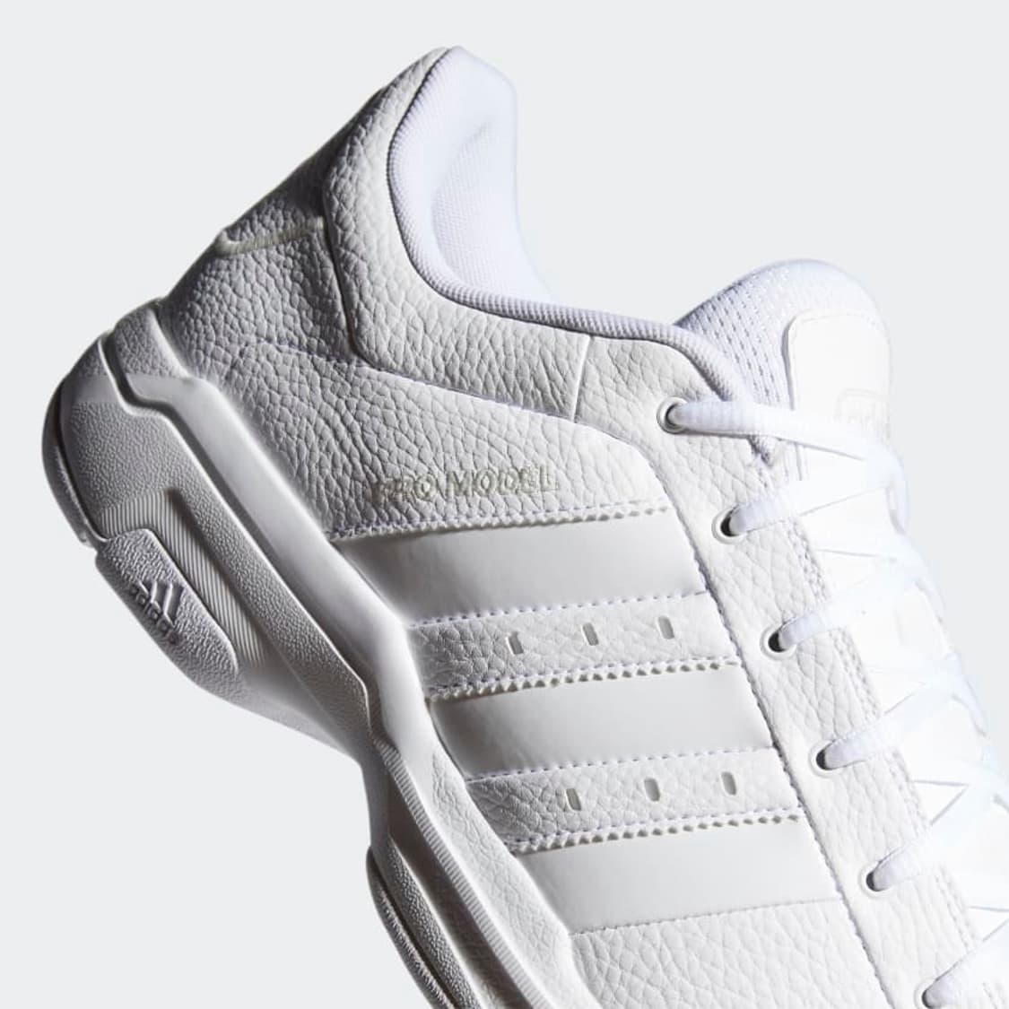 (새상품) 아디다스 프로모델 2G 로우 namesake 상품이미지7
