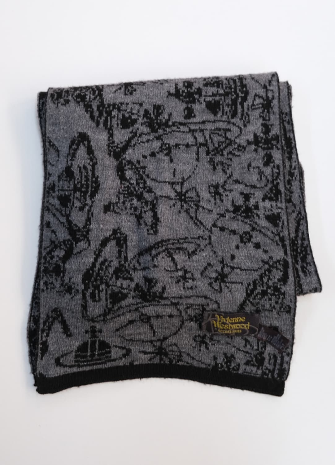 비비안웨스트 우드 머플러 상품이미지1