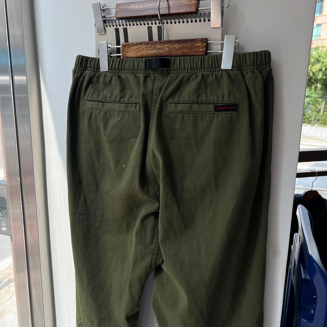 그라미치 카키 팬츠 상품이미지3