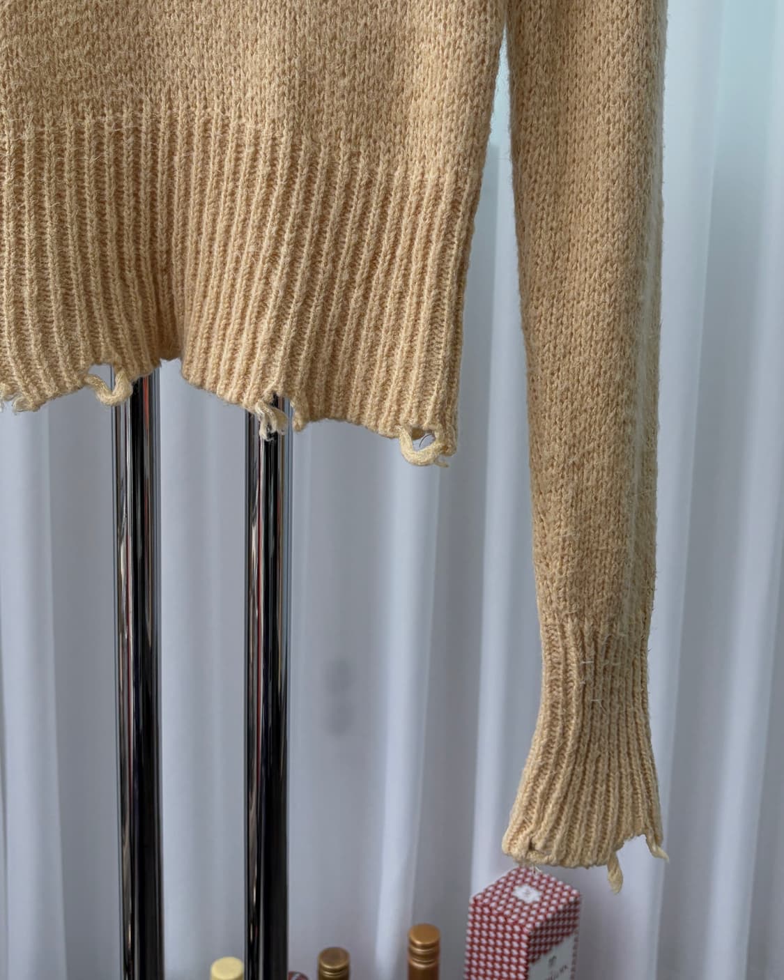 [S]마뗑킴 Matin kim 데미지 솔리드 니트 라이트 옐로우 상품이미지6