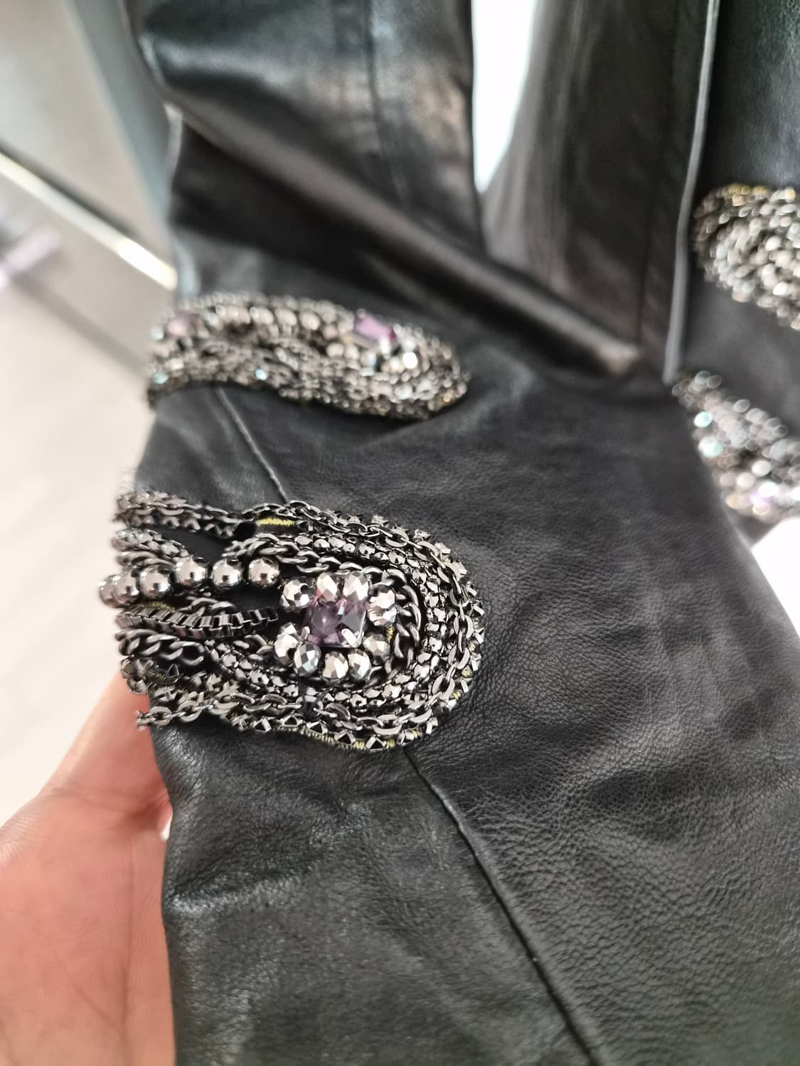 소장 가치 100% 비즈 장식 양가죽 자켓 (슬림핏) 상품이미지4