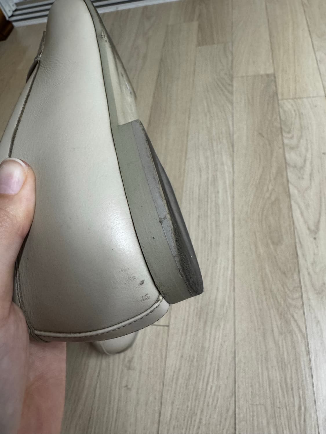 샤넬 CC로고 페이던트 카프스킨 로퍼 g36343 상품이미지9