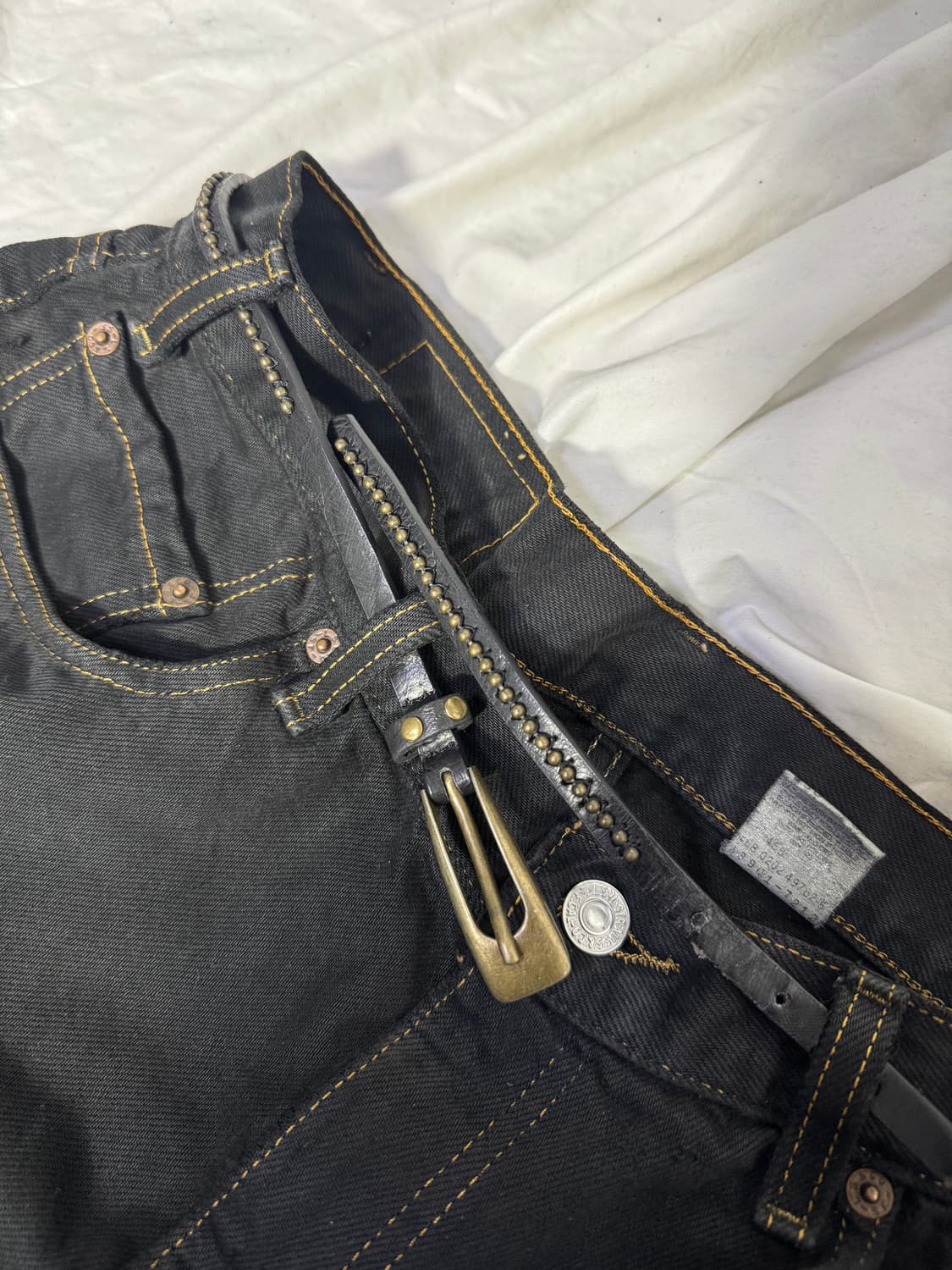 빈티지 볼 스터드 레더 벨트 상품이미지1