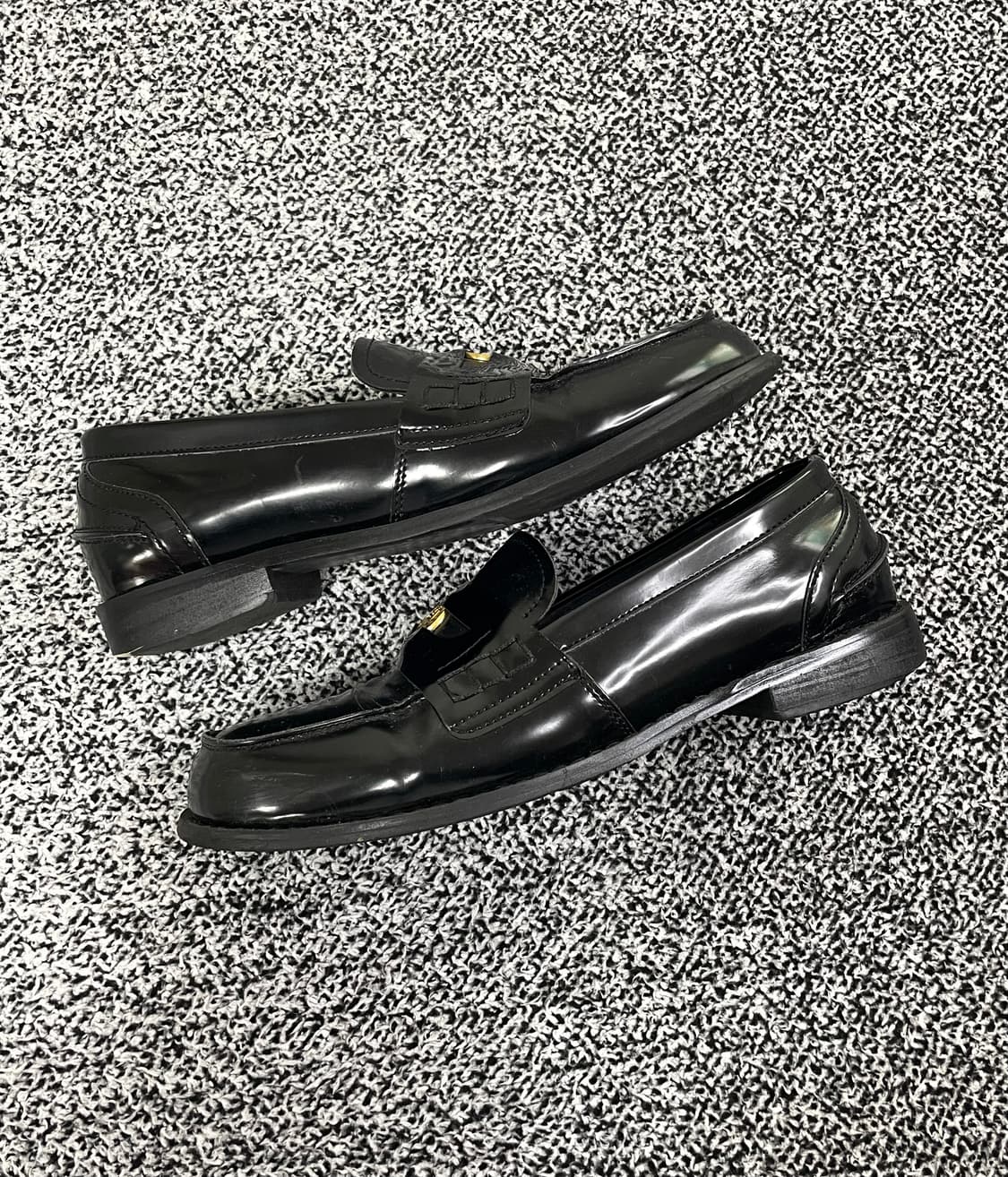 빈티지9. APTO 앱토 로퍼 유광 블랙 금장 구두 신발 상품이미지4
