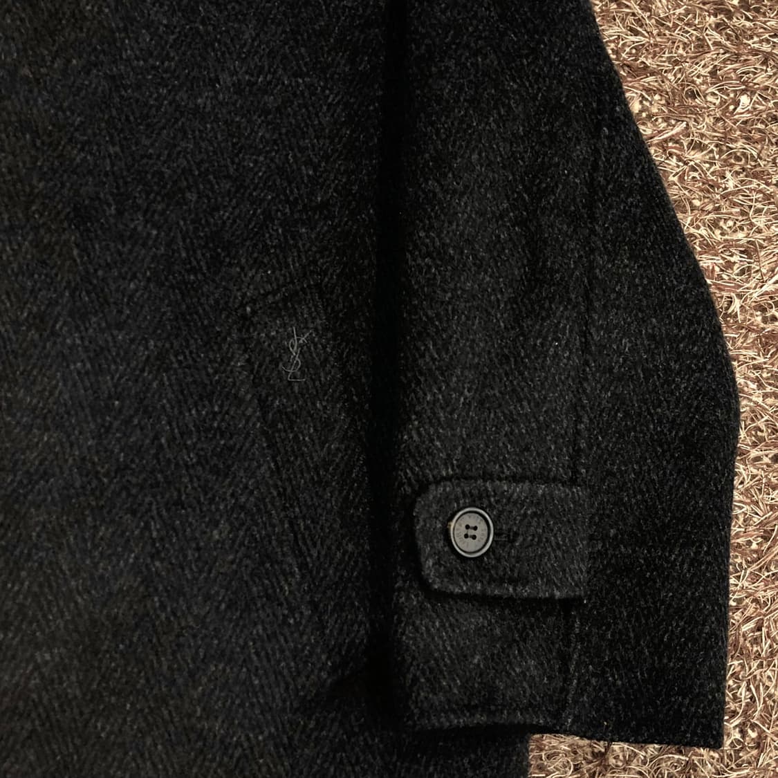 입생로랑 아카이브 울 해링본 미니멀 코트 상품이미지4