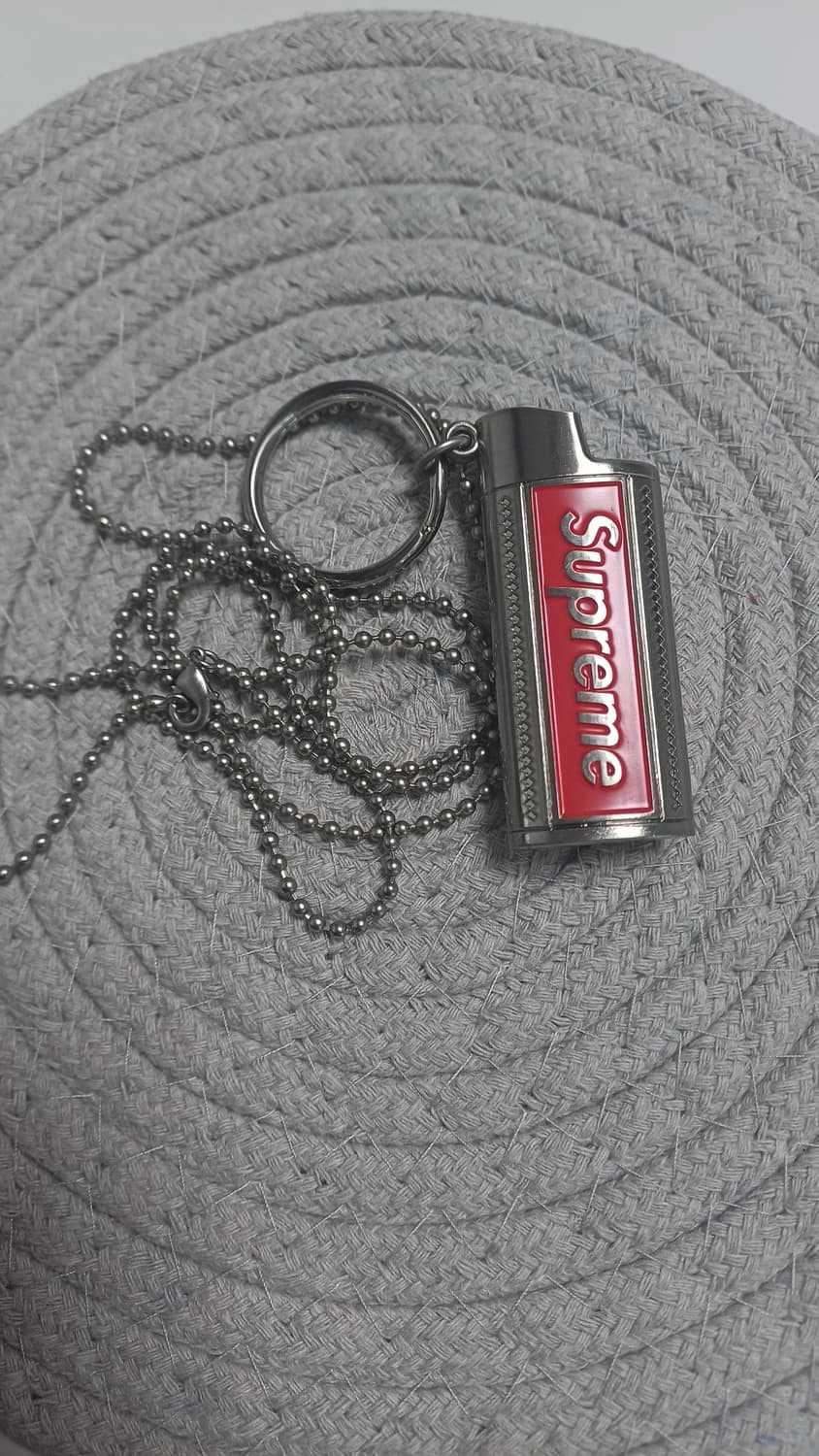 슈프림 메탈 라이터 홀스터 상품이미지1