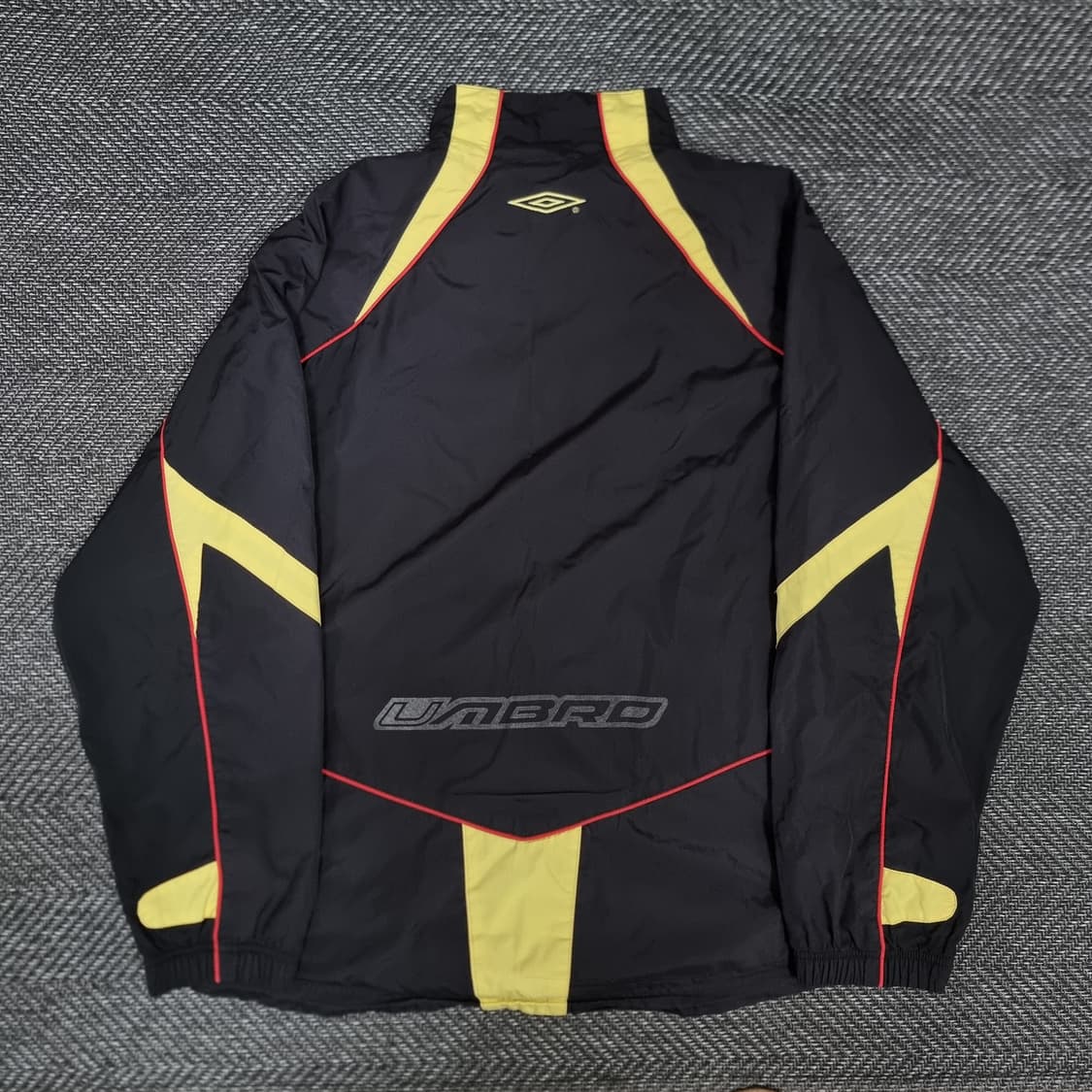 엄브로 잉글랜드 국대 올드스쿨 바람막이 상품이미지2