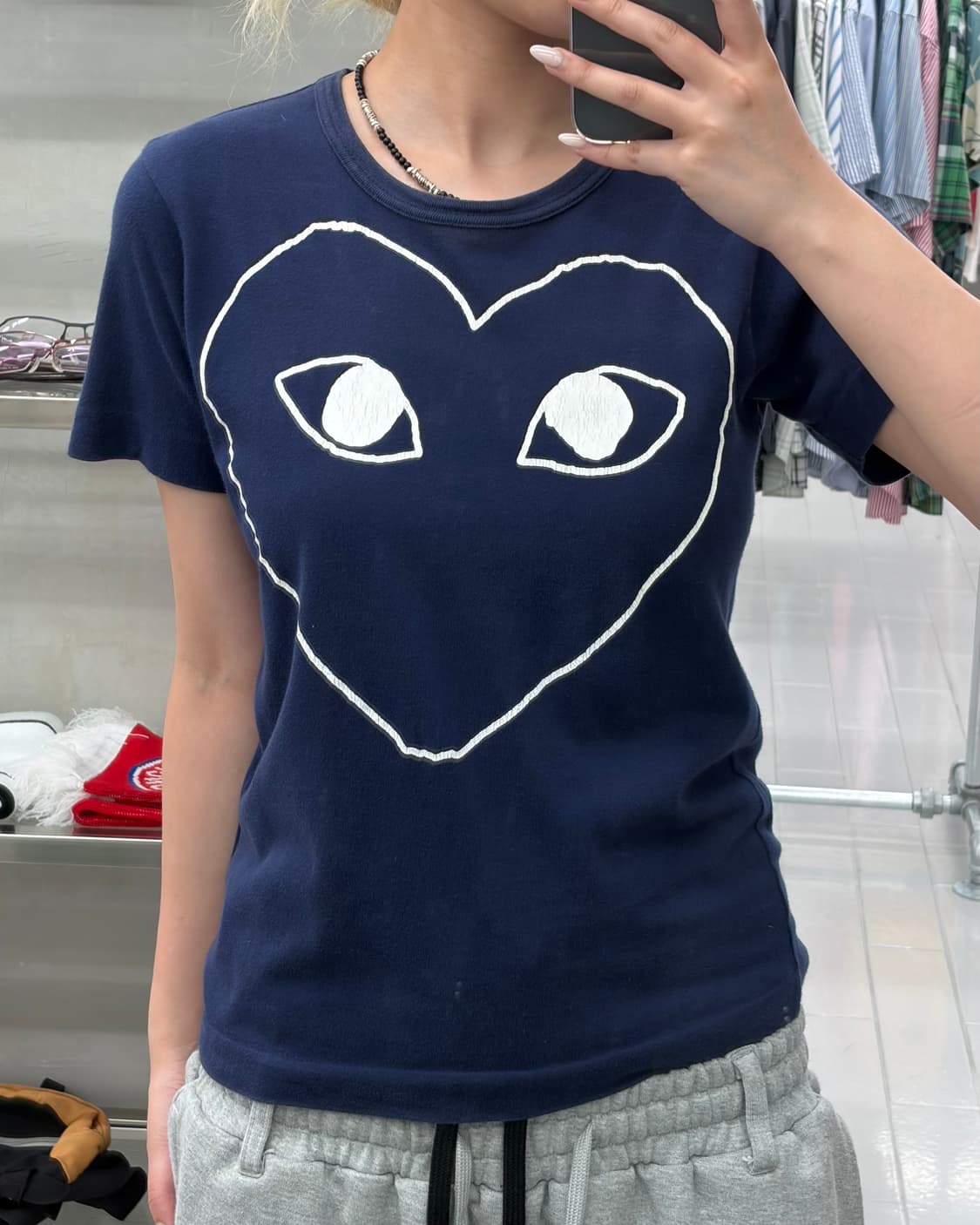 꼼데가르송 빅하트 반팔 티셔츠 네이비 상품이미지1