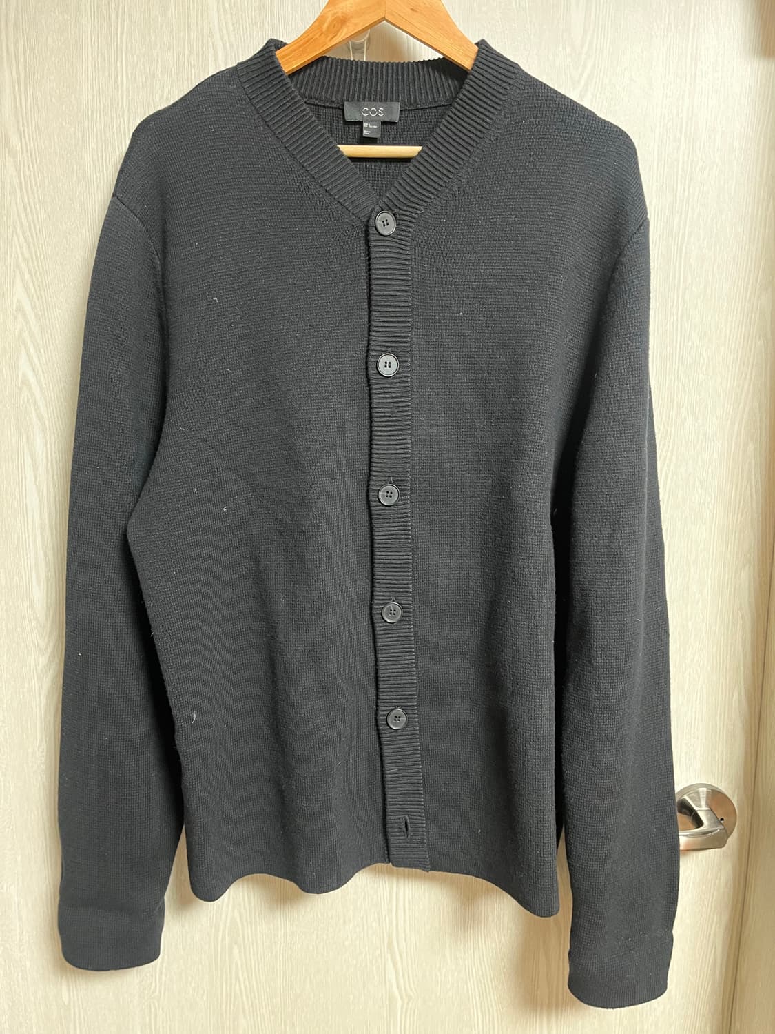 [COS] 코스 남성 V넥 니트 가디건 (L사이즈) 상품이미지2