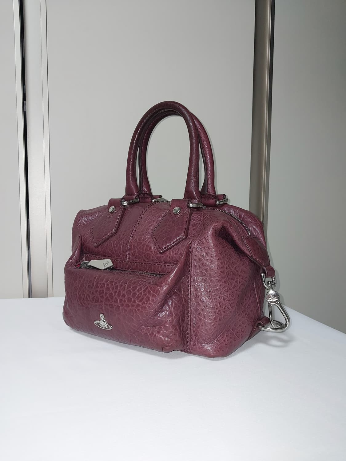 비비안웨스트우드 버건디 레더 토트백 레어템 상품이미지4