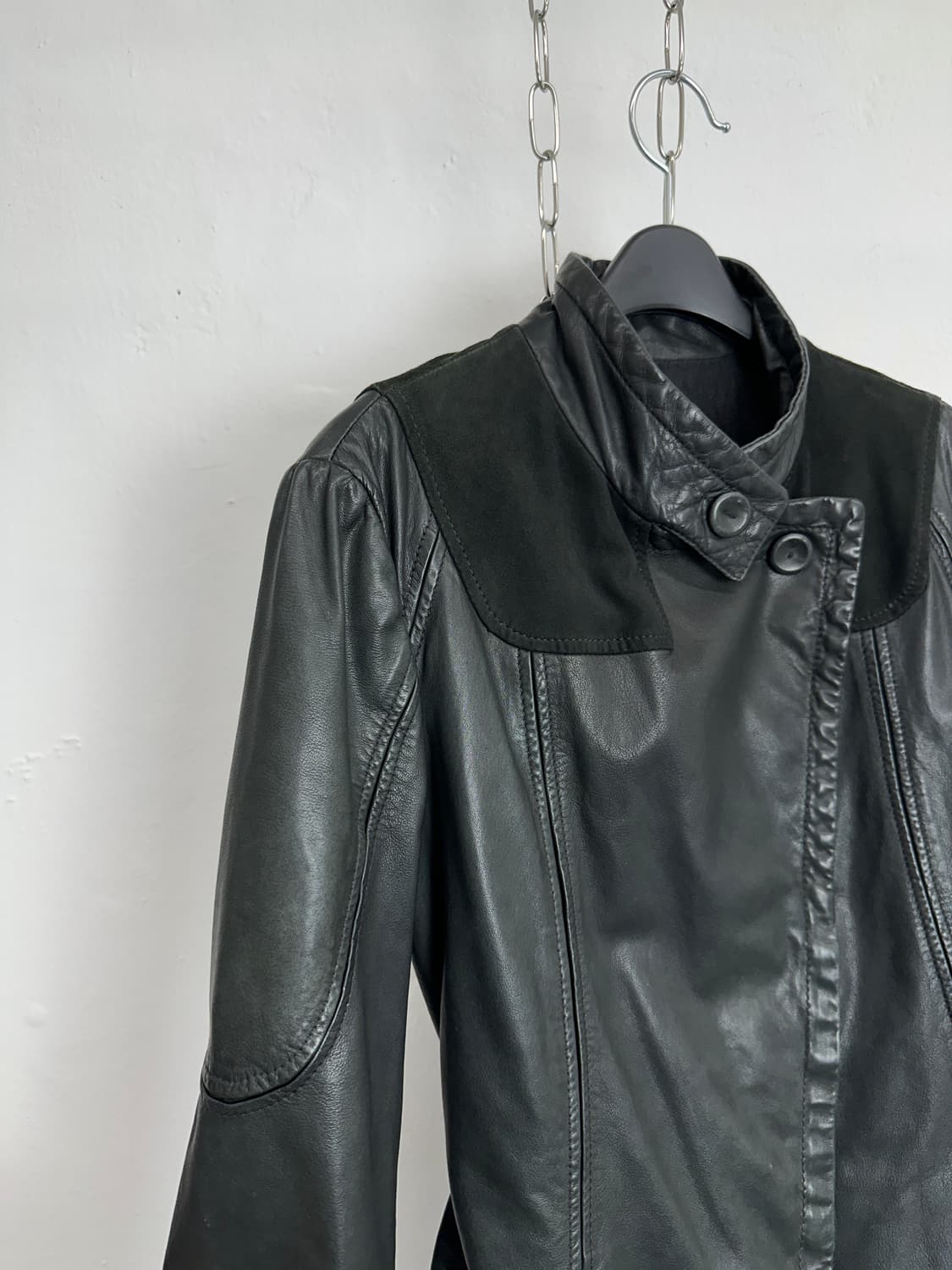 Emporio Armani Asymmetric Button-Up Lamb 상품이미지2