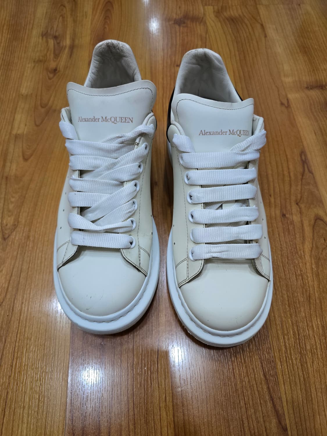 알렉산더맥퀸 오버솔 스니커즈 265 상품이미지4