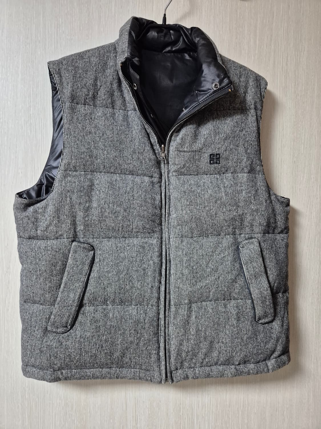 지방시 헤링본 리버시블 남성 구스다운 패딩 조끼 베스트 100 상품이미지1