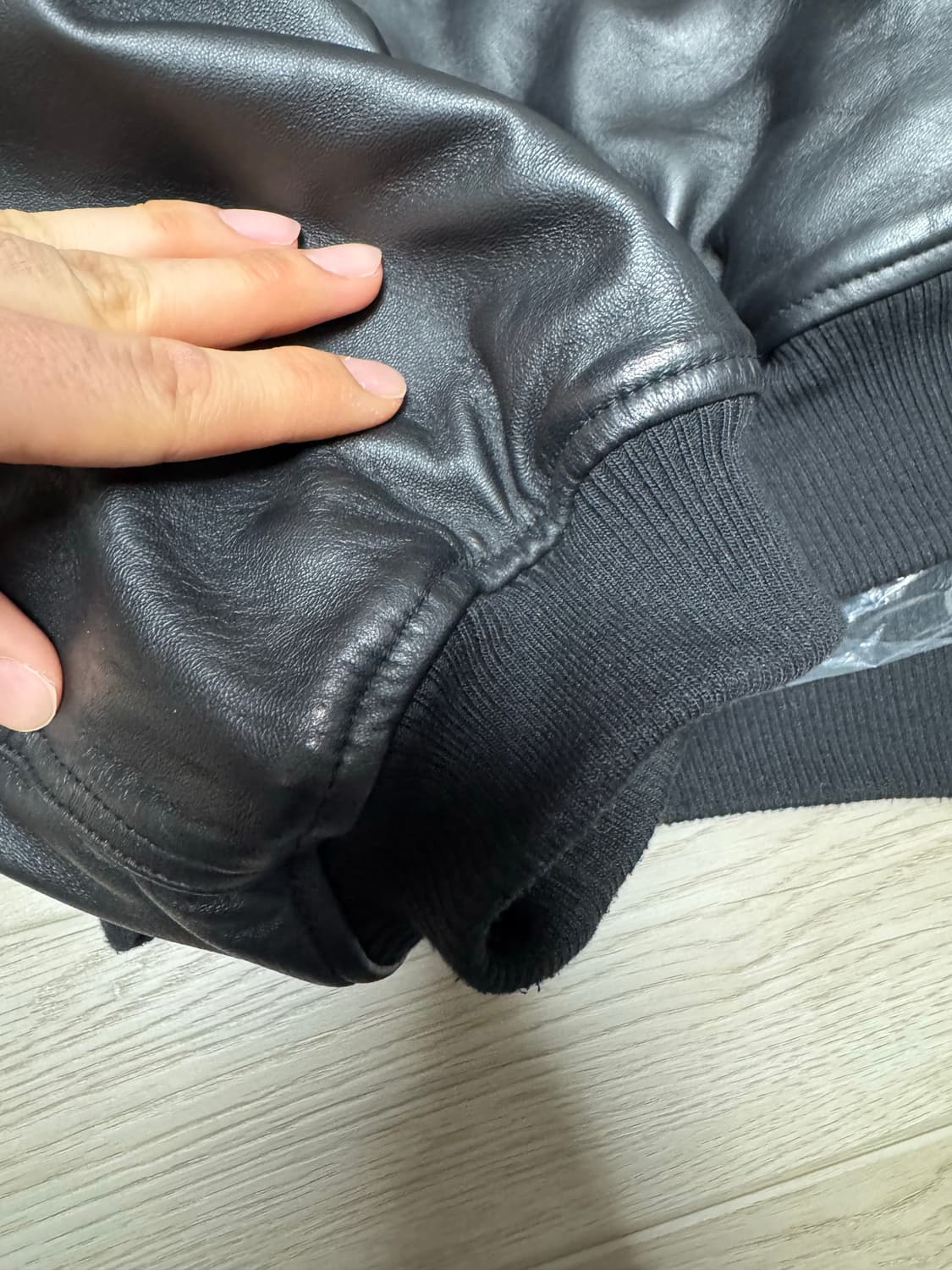 [2] 파아카이브(파프롬왓) 레더봄버 상품이미지4