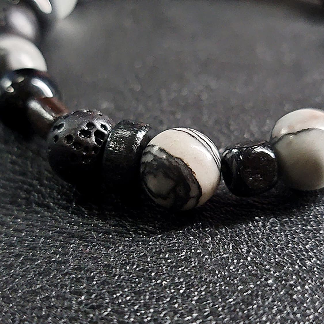 Erynd 하울라이트 바솔트 8mm 남자 빈티지 우주 원석 팔찌 상품이미지3