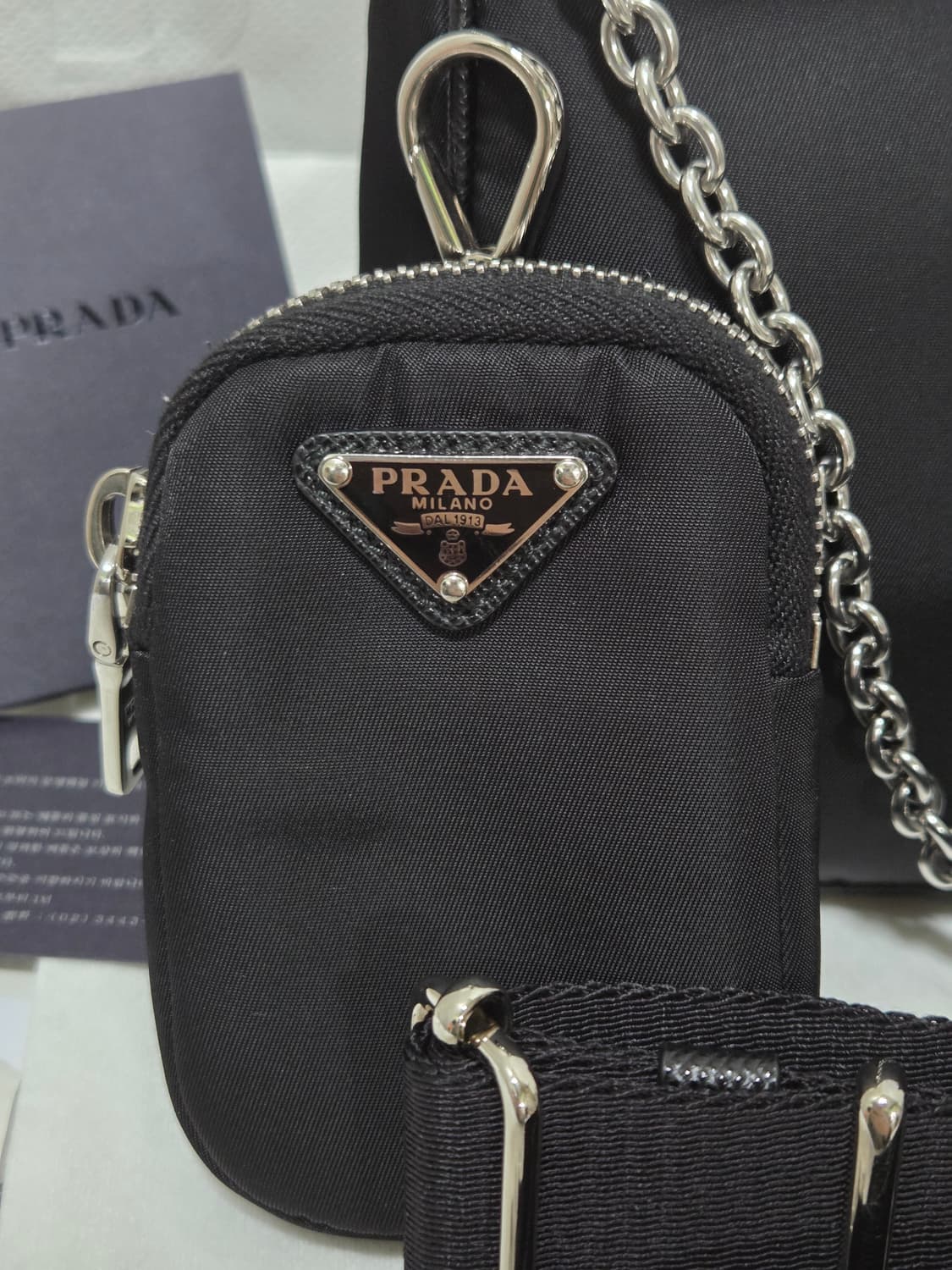 [새상품급] 프라다 리에디션 테수토 은장 체인 호보백  상품이미지5