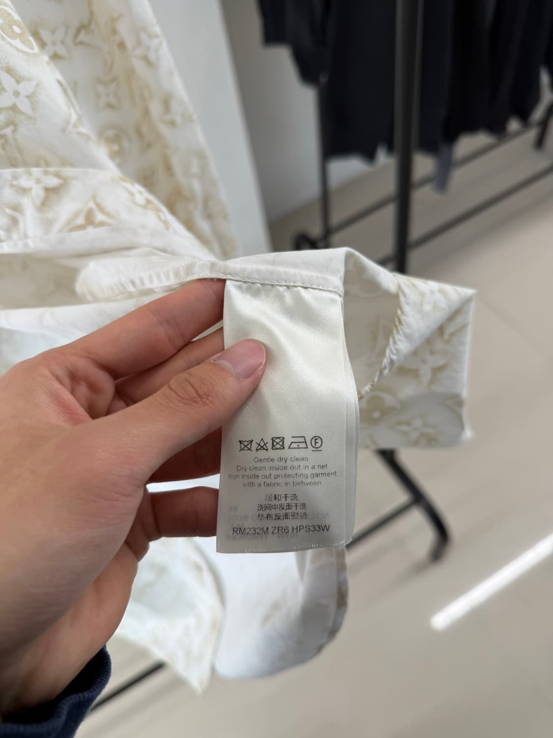 (2XL) 루이비통 샌드 모노그램 셔츠 화이트 상품이미지4