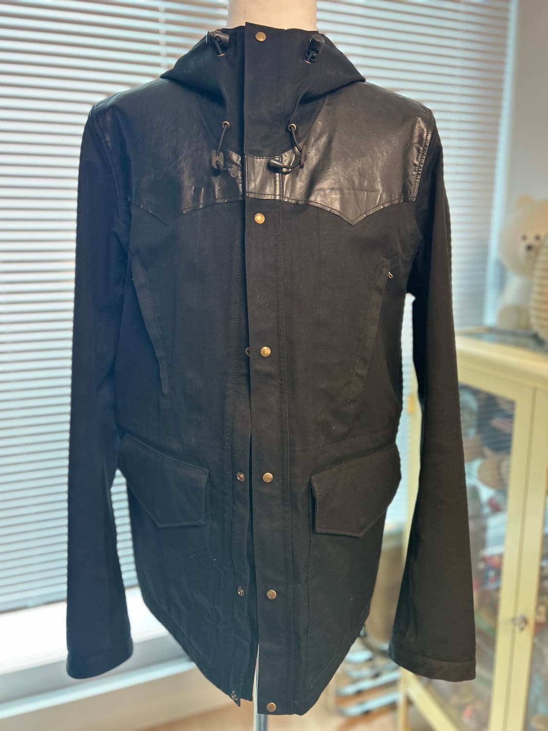 VISVIM 올드비즈빔 올블랙 하드리안 소가죽믹스 고어텍스 자켓  XL 상품이미지1