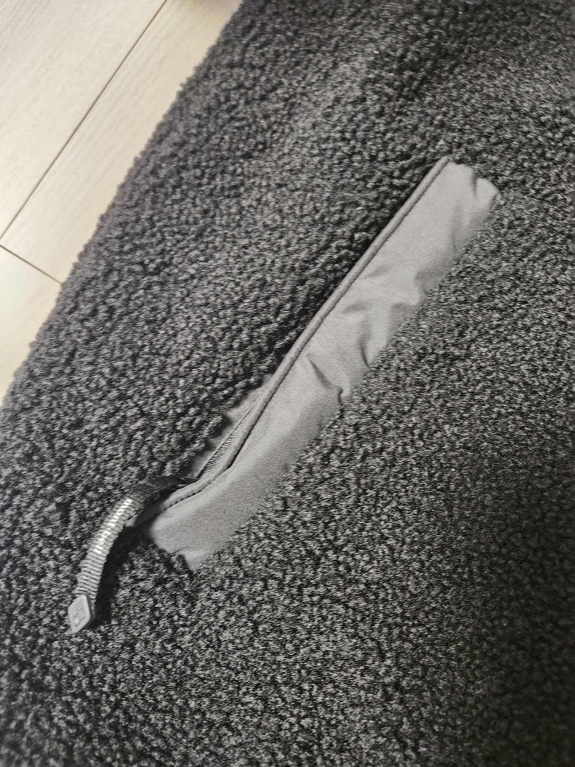 새상품급)몽벨 남성 플리스 자켓 사이즈100(L)


여러 중고사이트에도 상품이미지7