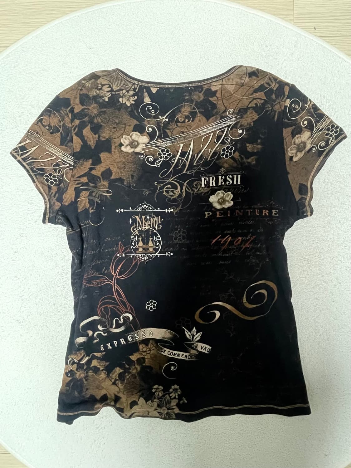 갸루 오리엔탈 큐빅 프린팅 반팔티 상품이미지3