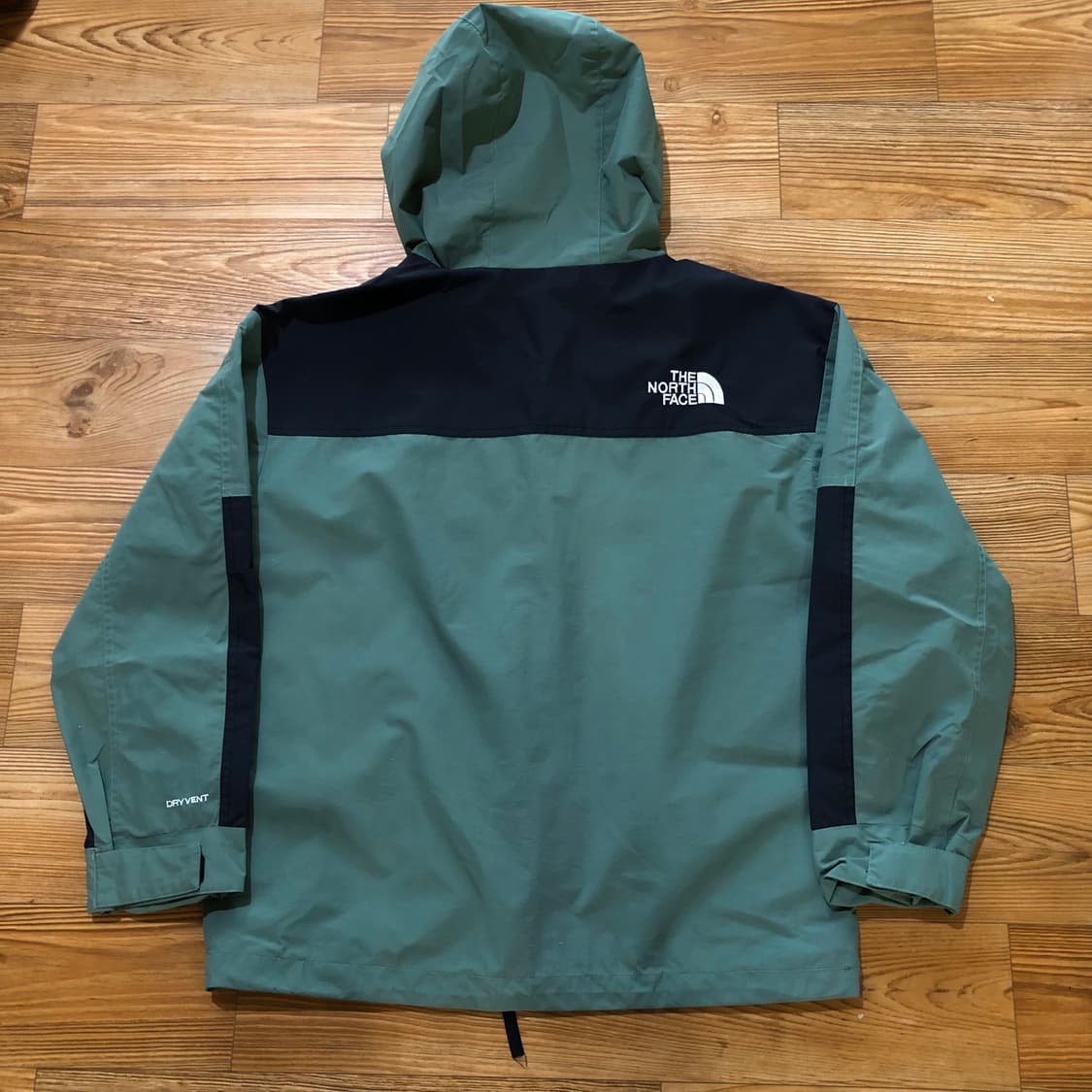 노스페이스 드라이벤트 자켓 카키 상태굿 상품이미지3