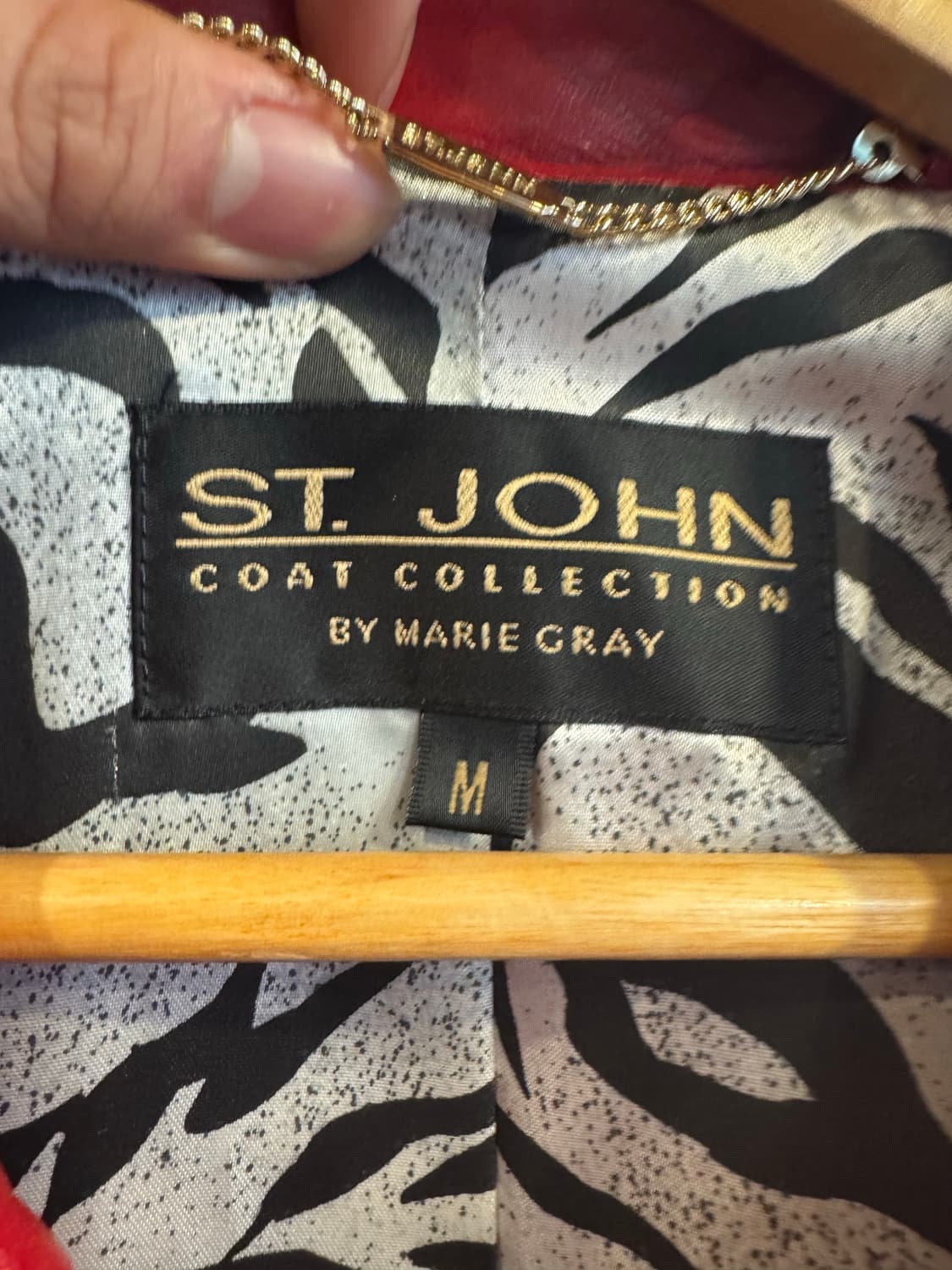 St. John 빨간색 가죽 자켓 상품이미지2