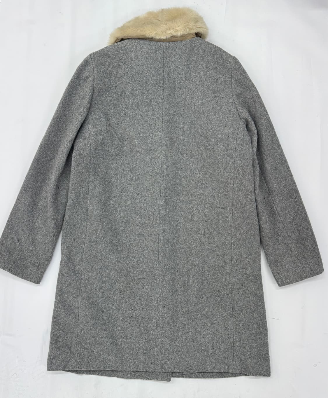 🥞하구미의 그런지 코트🥞 어스뮤직 모리걸 오리엔탈 퍼 그레이  상품이미지3