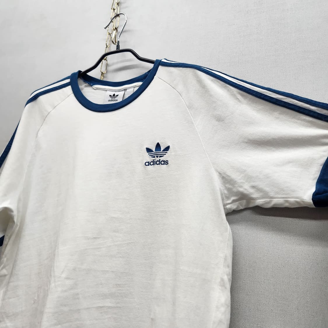 아디다스 로고 삼선 링거 반팔티 2XL(L) 상품이미지3