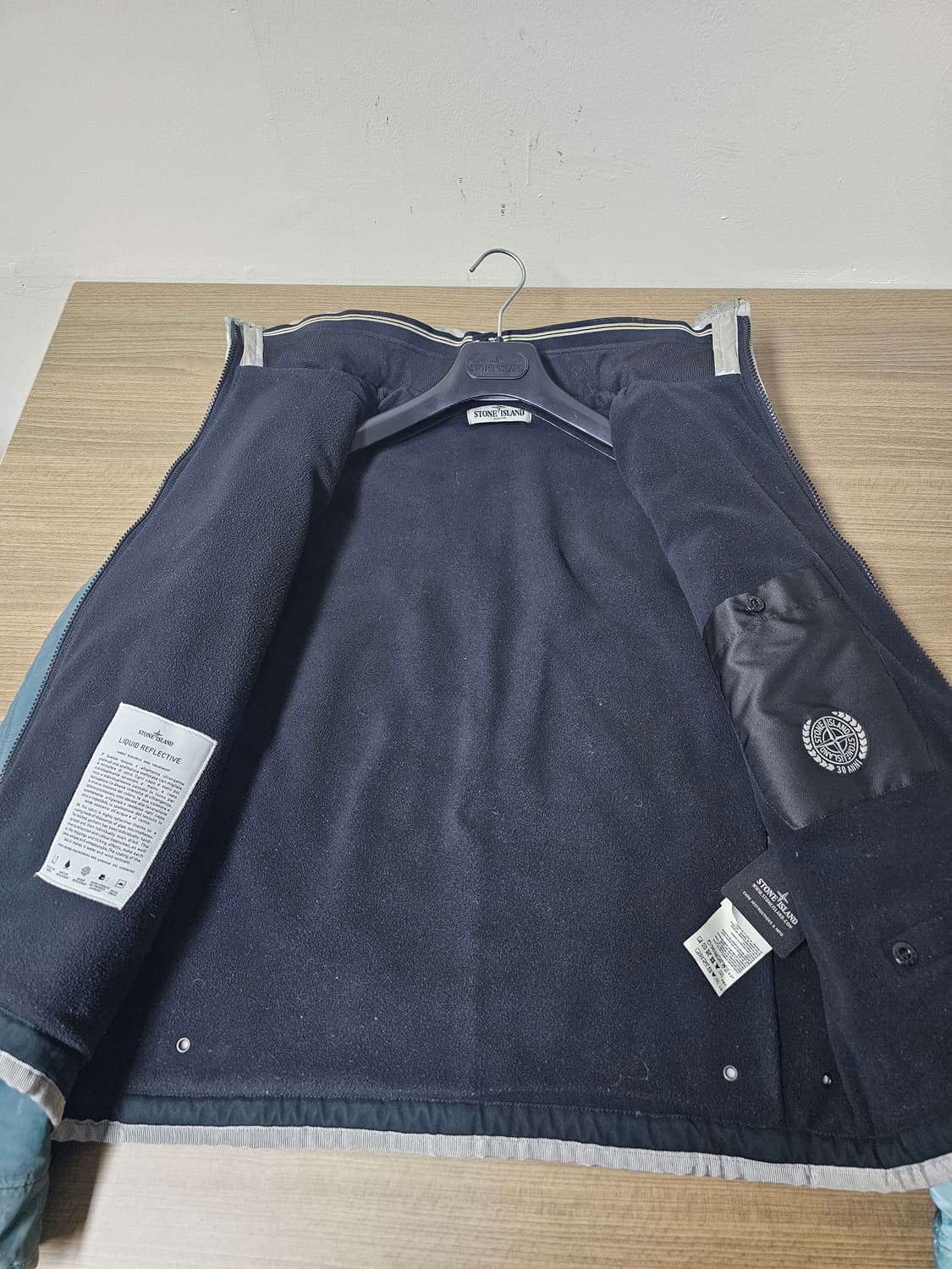 스톤아일랜드 30주년 리퀴드 리플렉티브 자켓 상품이미지6