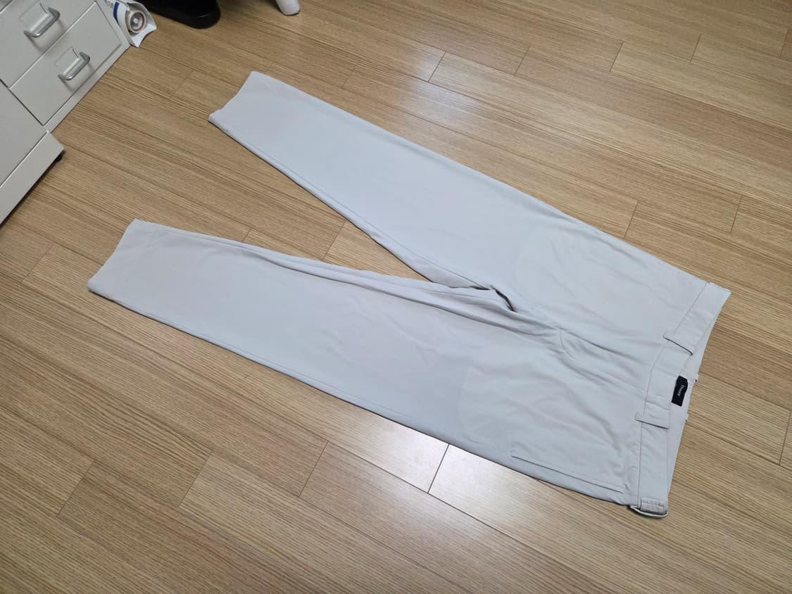 띠어리 Active Nylon Borough 슬랙스 상품이미지3