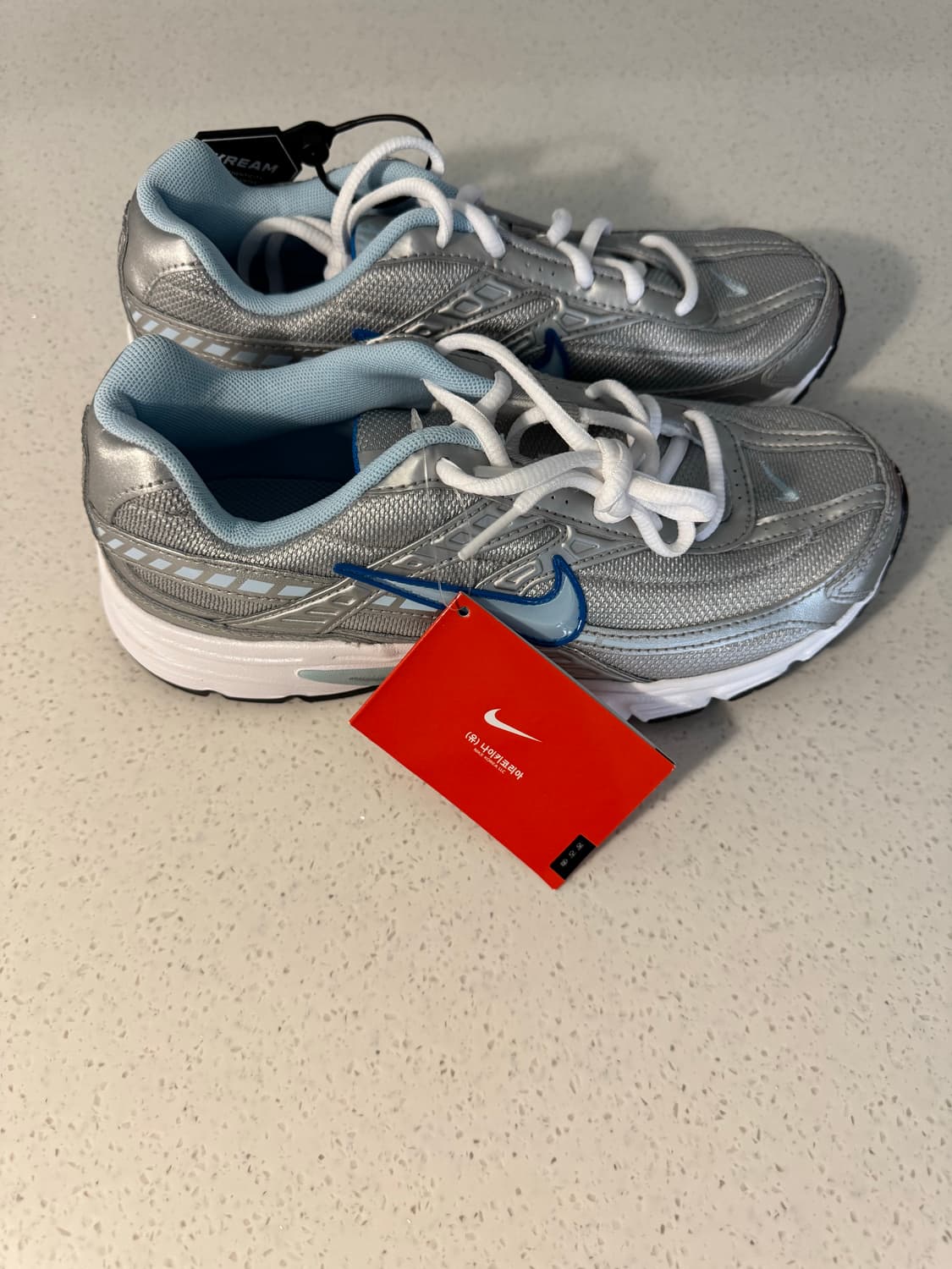 (W245) (새 상품) 나이키 이니시에이터 스카이 실버 상품이미지4