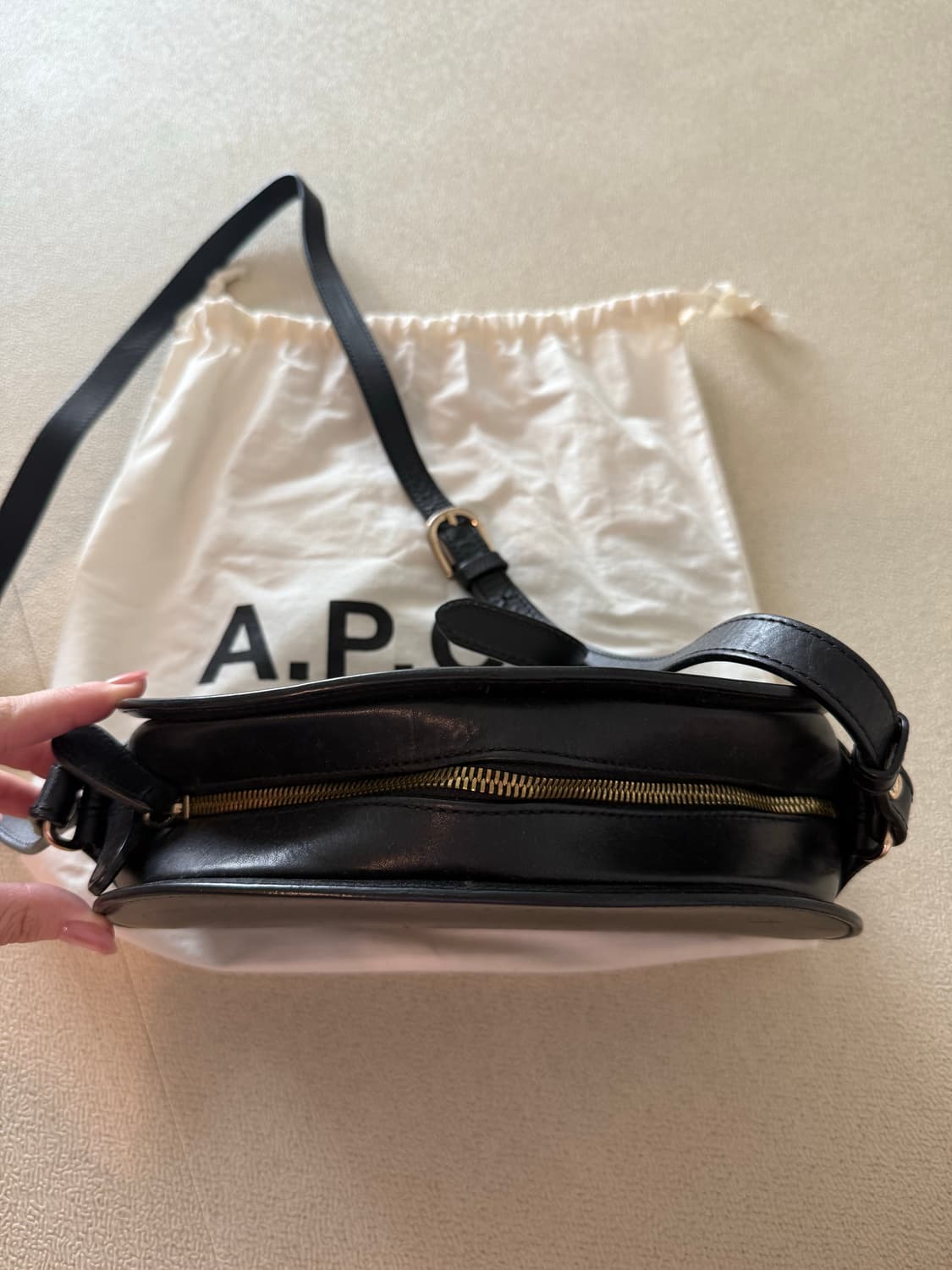 아페쎄 Demi-Lune mini bag  상품이미지5