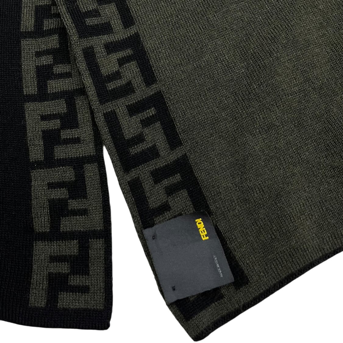 펜디 FF로고 카키배색 블랙 머플러 상품이미지5