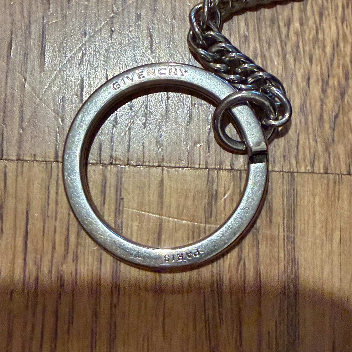 지방시 4G 로고 엠블럼 블랙 지퍼 지갑 상품이미지4