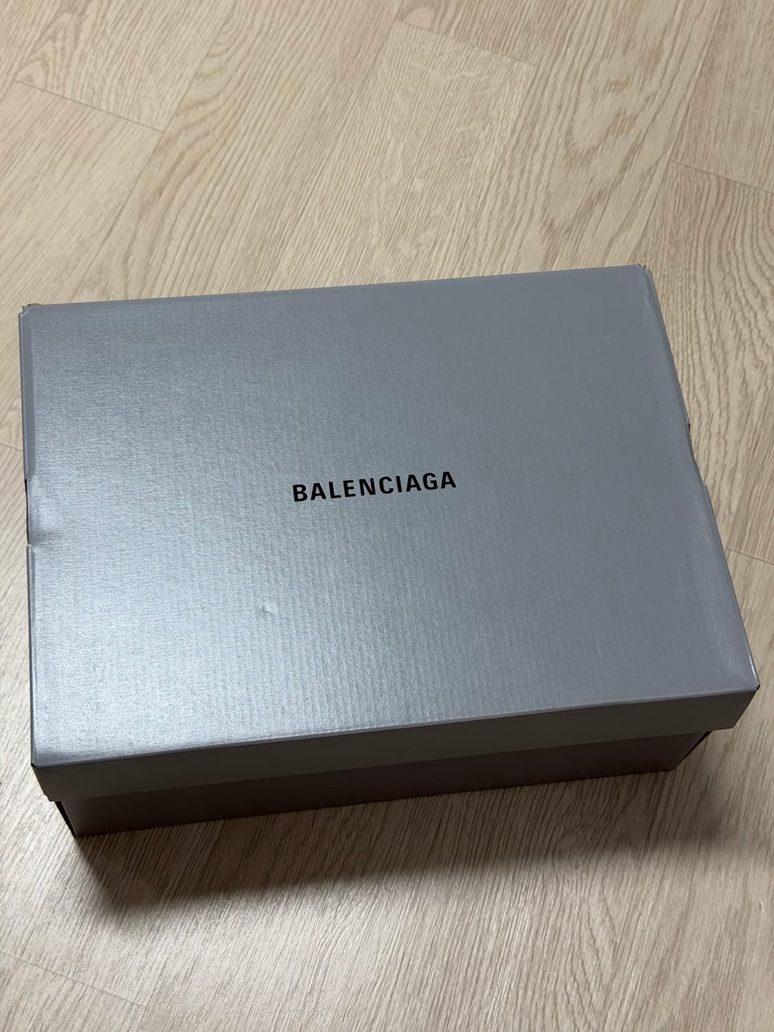 발렌시아가 3xl 에그쉘 39 상품이미지7