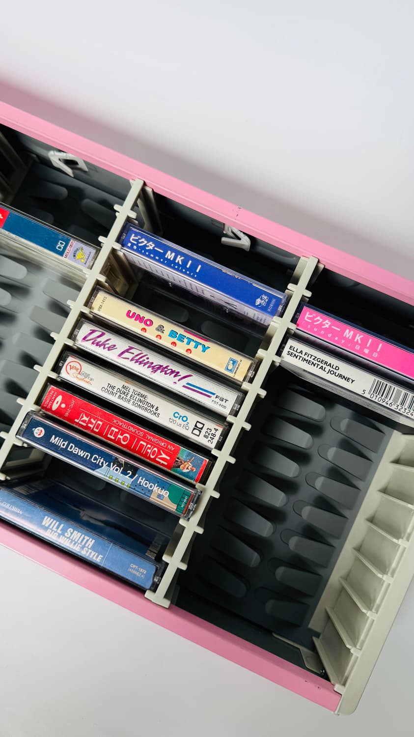 Vintage | 카세트 테이프 수납 랙 (랜덤서비스증정) 상품이미지2