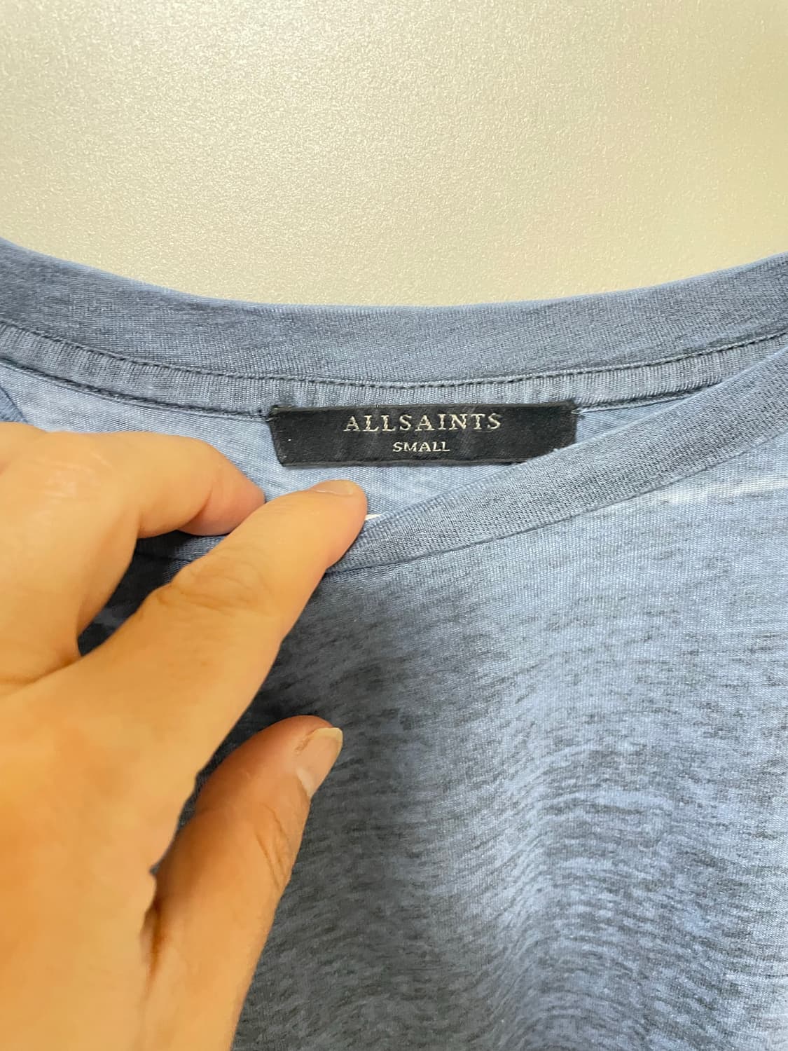 ALLSAINTS 스몰 사이즈 블루 티셔츠 상품이미지2