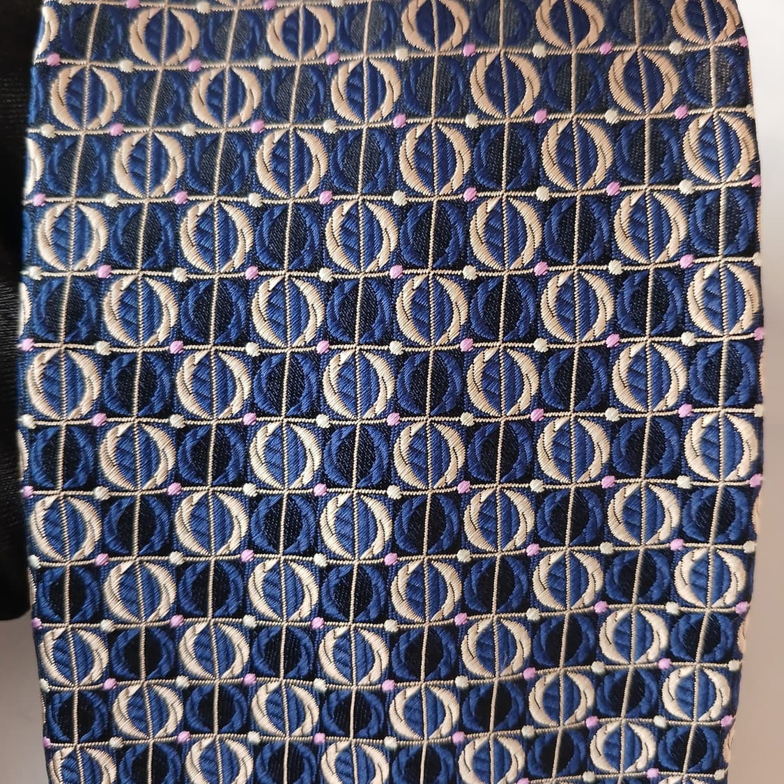 니나리치 실크 네이비 지오메트릭 넥타이 8.6cm A+등급 A19416
 상품이미지8