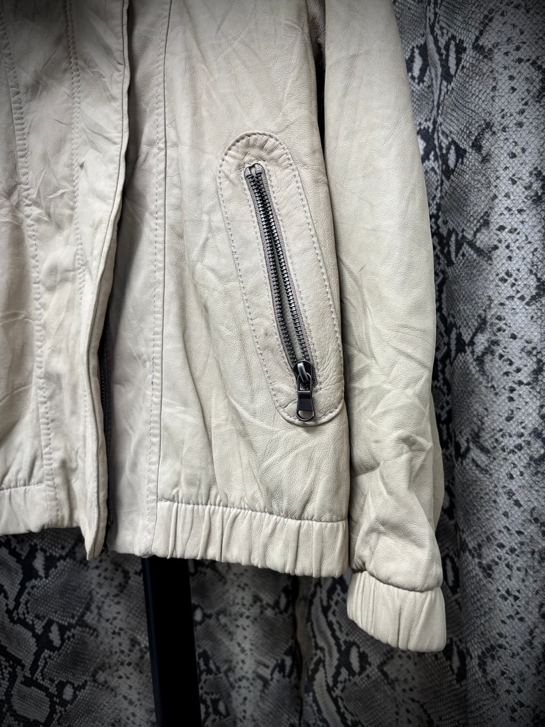 [Y2K]High-Neck Sand Bomber-Fit SheepSkin 상품이미지5