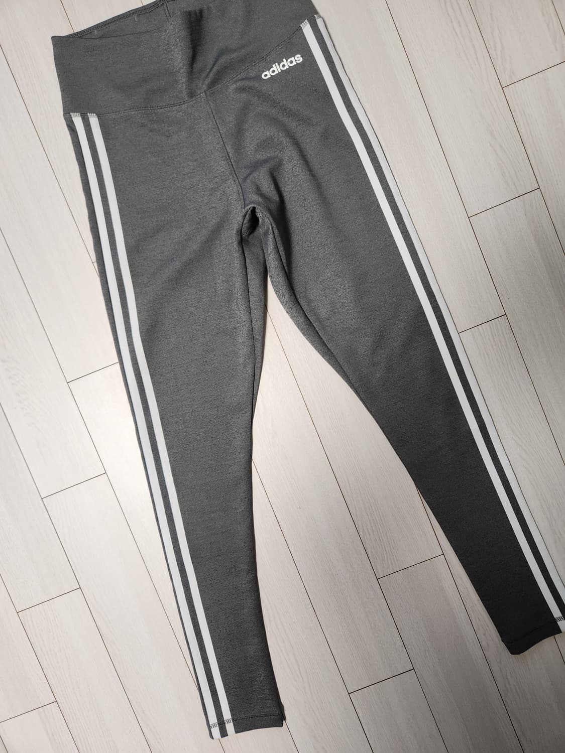 새상품급)아디다스 NC08 하이웨스트 손나은 레깅스 FI0830 타이즈  상품이미지2