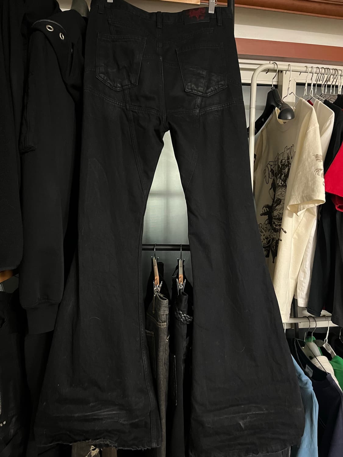 에모스탠스클럽 펜타그램 와이드 플레어진 1size 상품이미지3