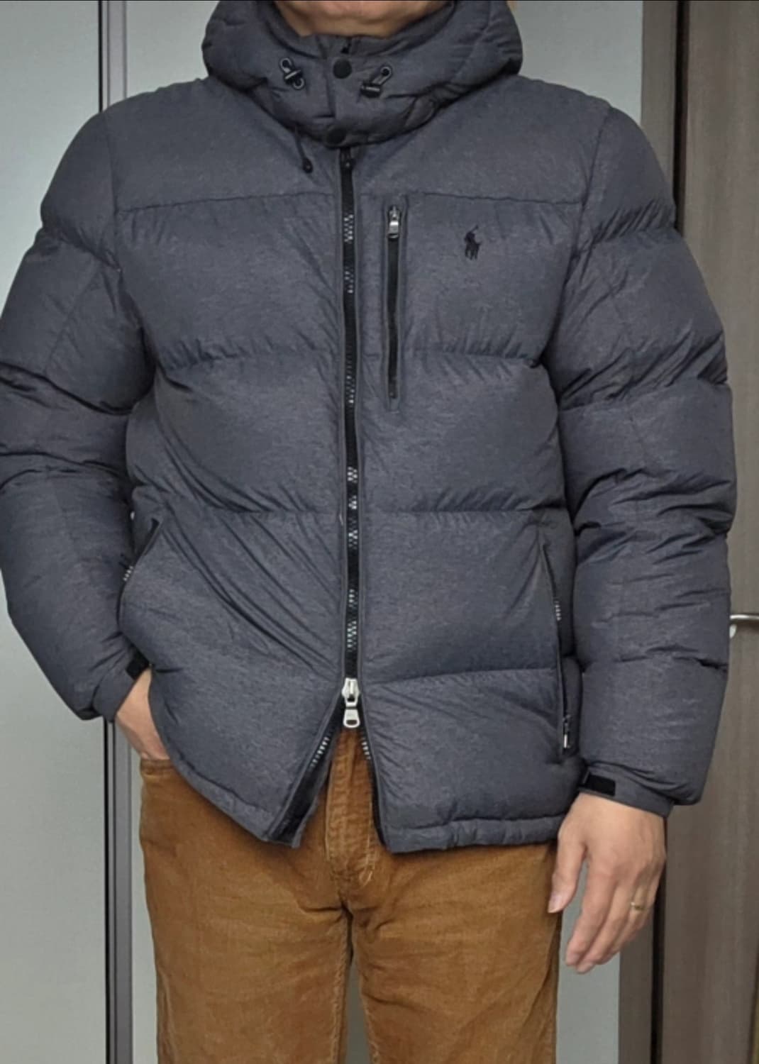 폴로 랄프로렌 푸퍼 다운패딩 (M)
오리털. 모자 탈부착 다운패딩 상품이미지5