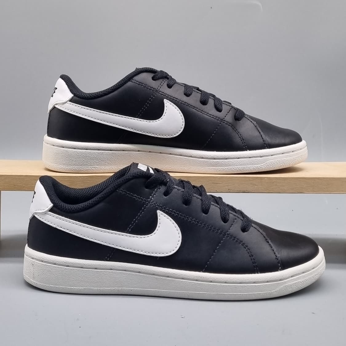 나이키 코트 로얄2  여성운동화235 상품이미지1