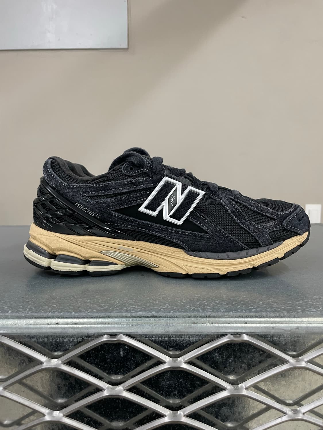 뉴발란스 1906R 블랙 타오스 260 상품이미지4