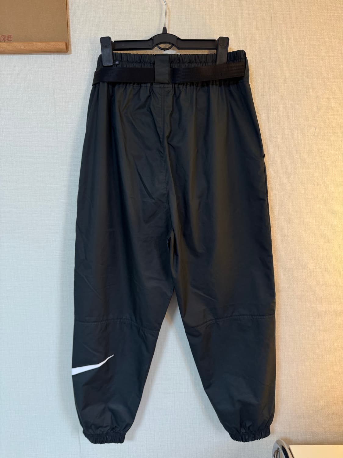 [L]나이키 우먼스 컴포트 스우시 우븐 팬츠 상품이미지3