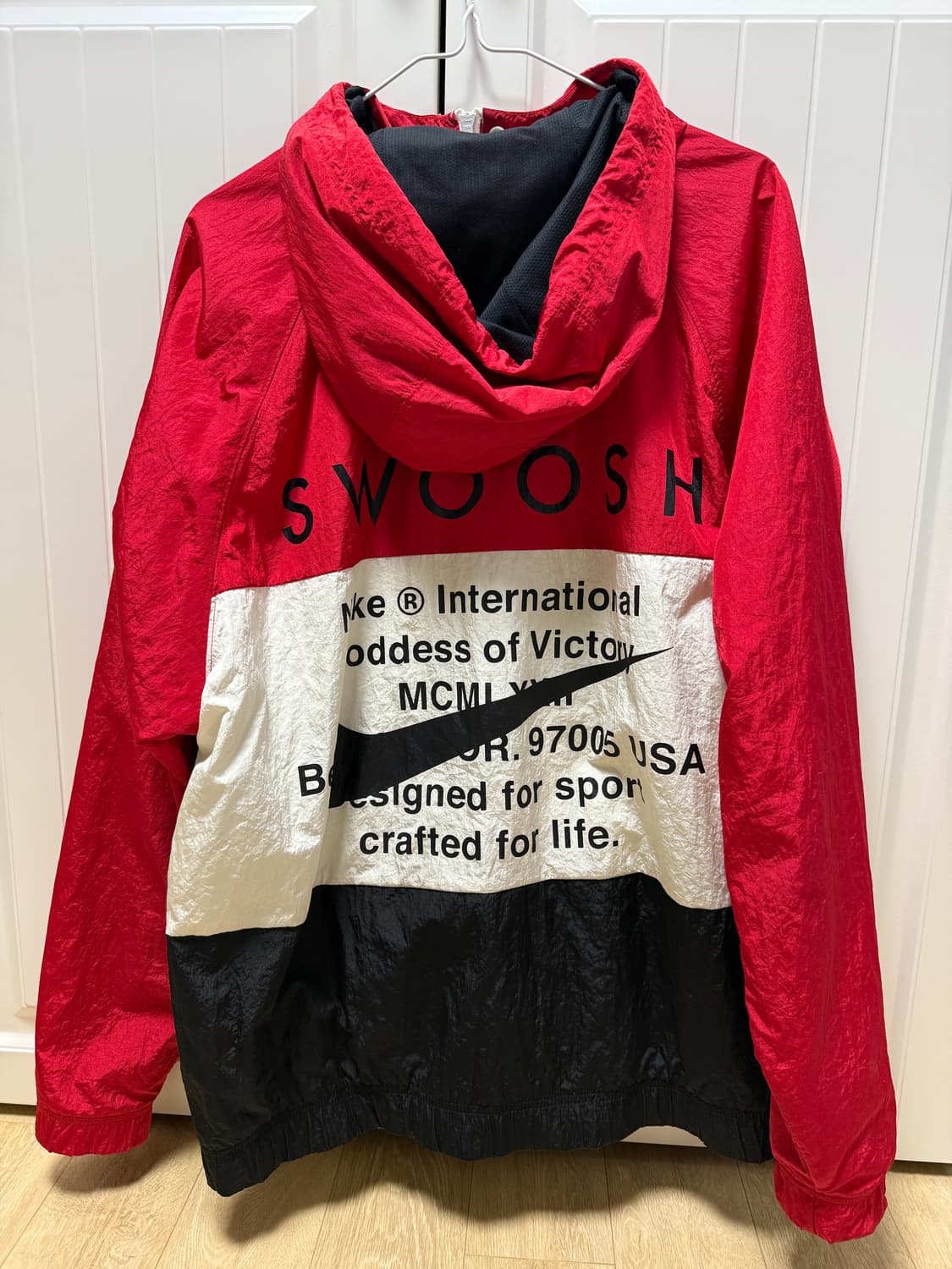 나이키 더블스우시 바람막이 상품이미지2