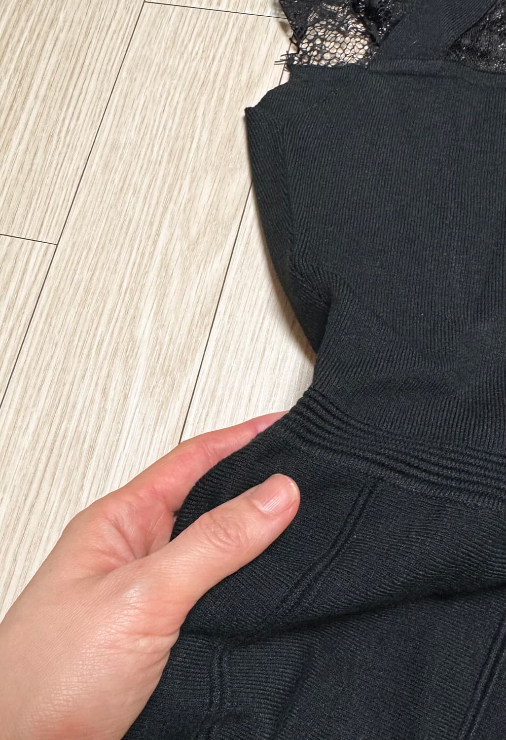 마른55 55 텍달린 새상품 아떼 바네사브루노 레이스 니트 블랙 원피스 상품이미지7